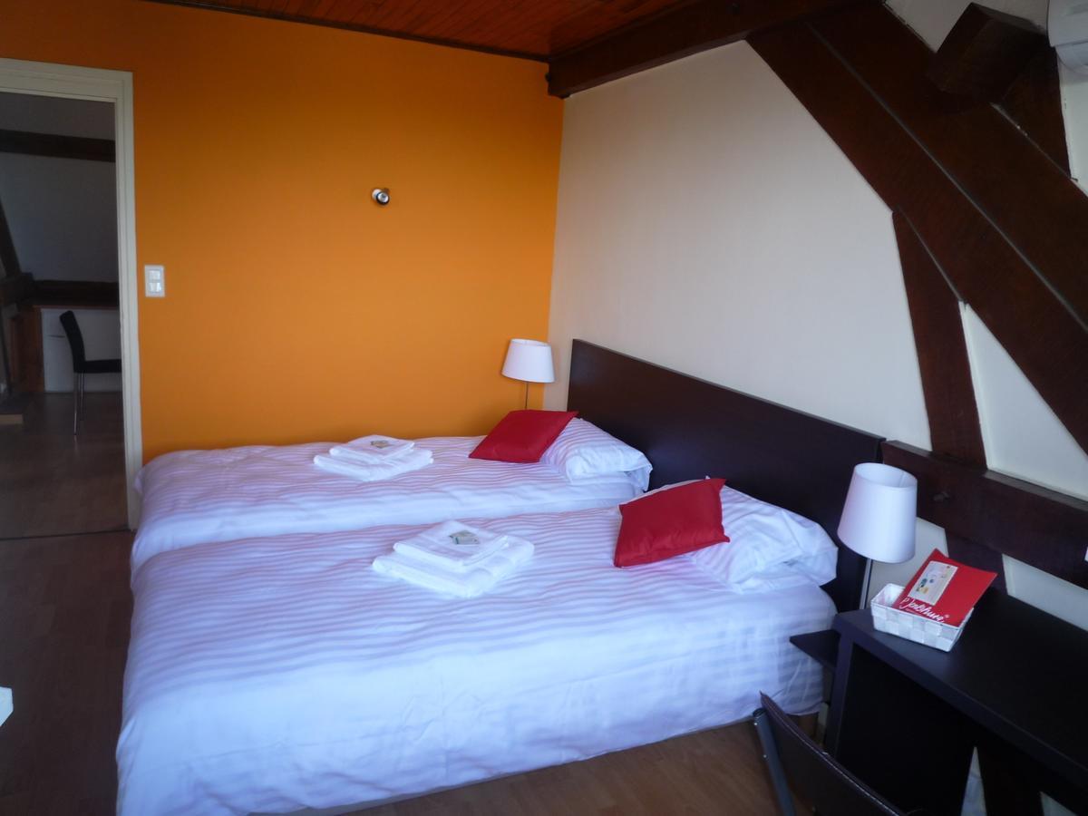 Bed and Breakfast La Maison Des Bonheurs Rillieux-la-Pape Экстерьер фото